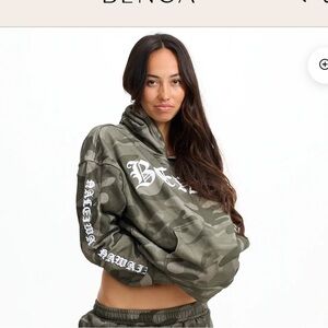 Brand new Benoa hoodie